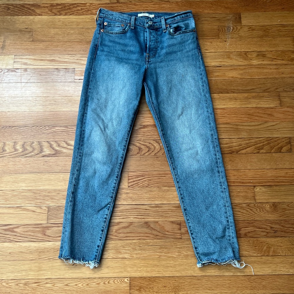 Levi’s Womens Wedge Jeans High Waisted Button Fly Size 28
